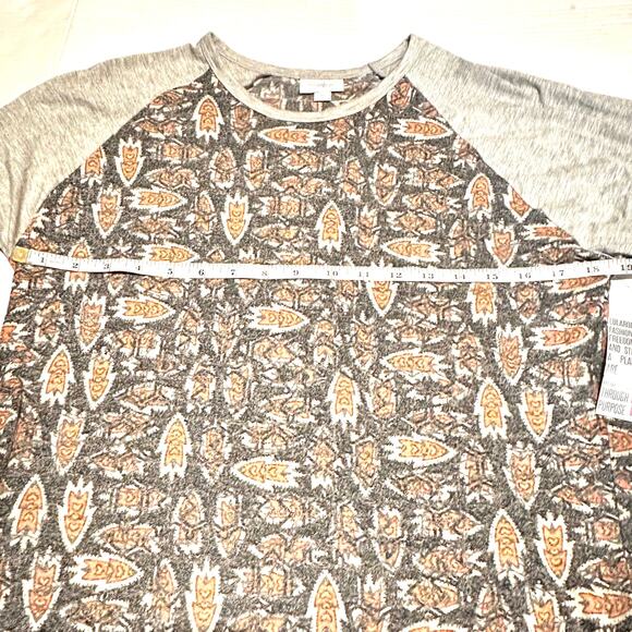 LuLaRoe Baseball Style Long Line Casual T-Shirt Women's M Medium - Picture 6 of 8